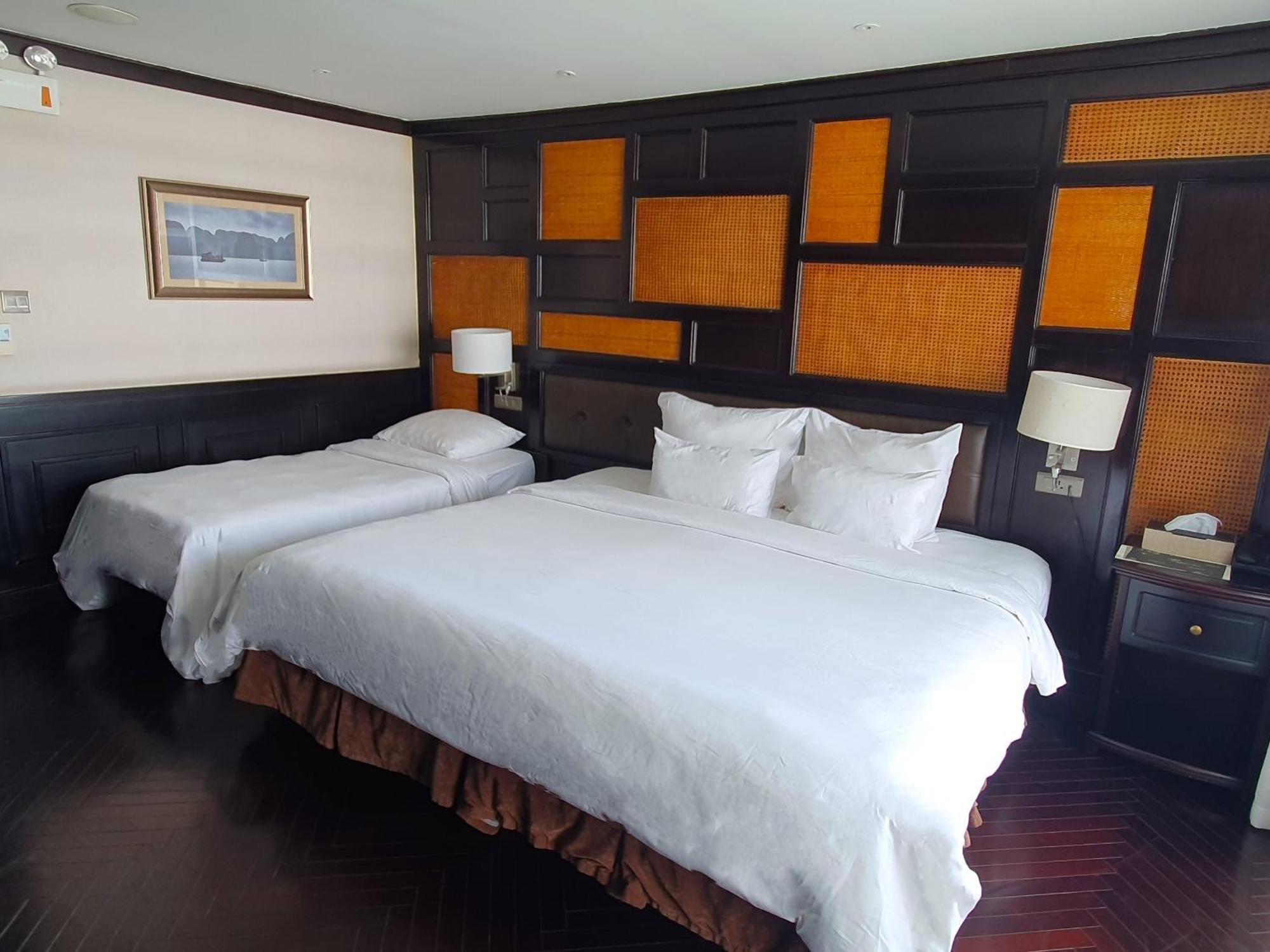 Hotel Ambassador Cruise Halong Bay à Hạ Long Extérieur photo