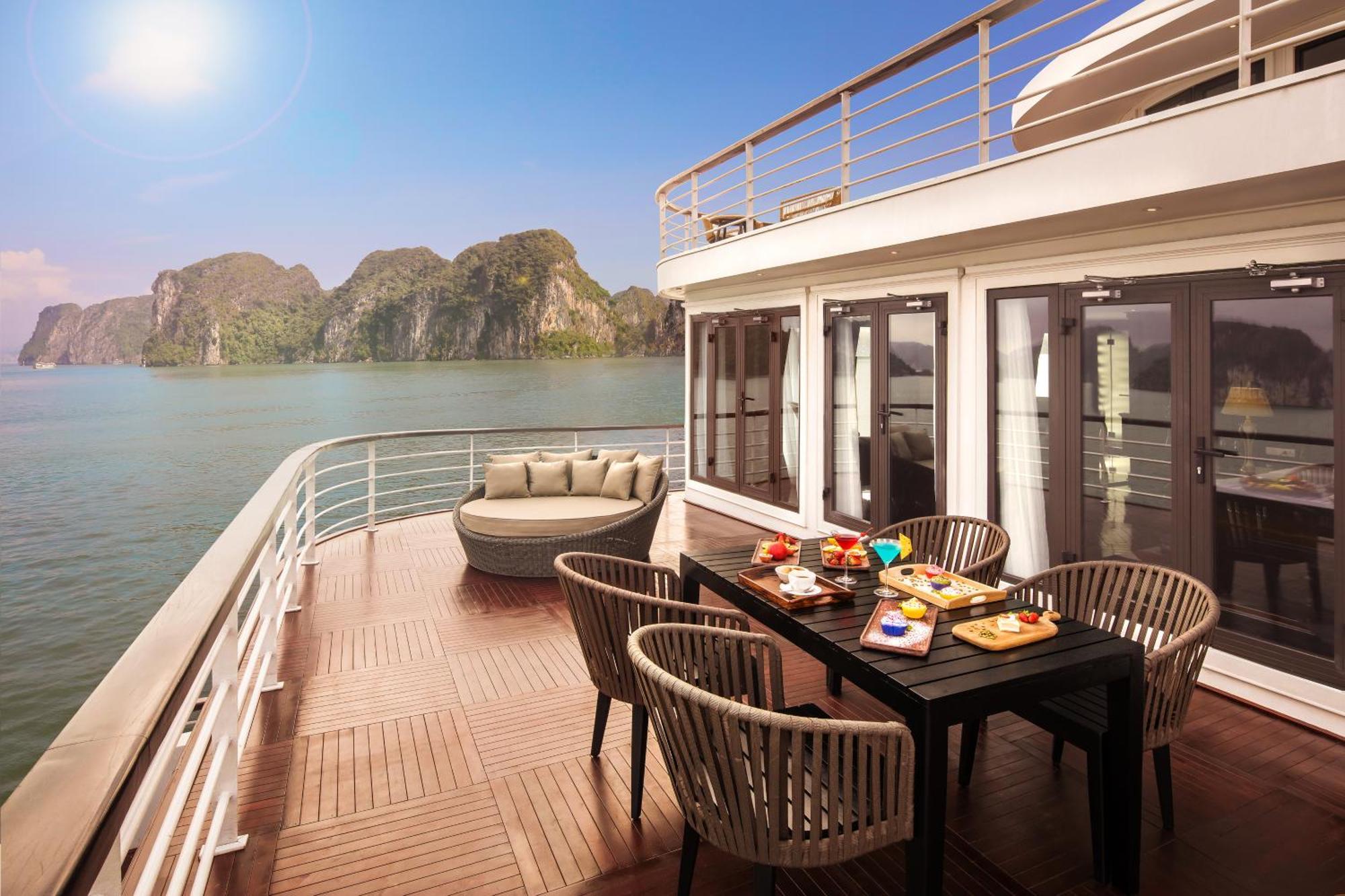 Hotel Ambassador Cruise Halong Bay à Hạ Long Extérieur photo